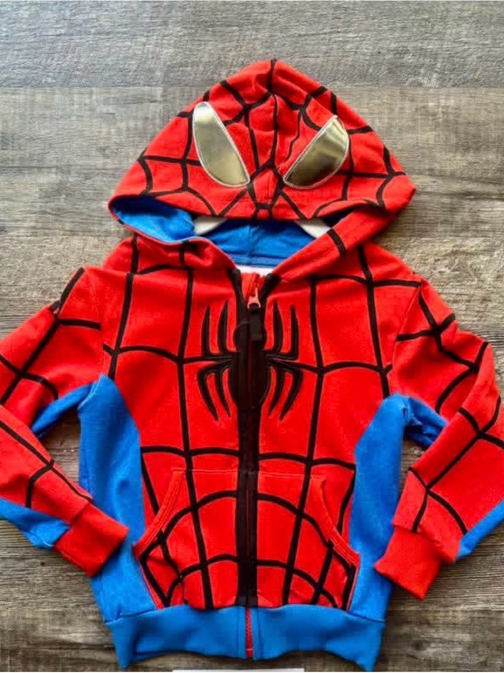 OL Little sleeping Spider Hoodie size 3T